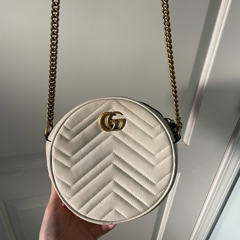 Genuine Gucci GG Marmont Mini Round Shoulder Bag in White/Antique Gold